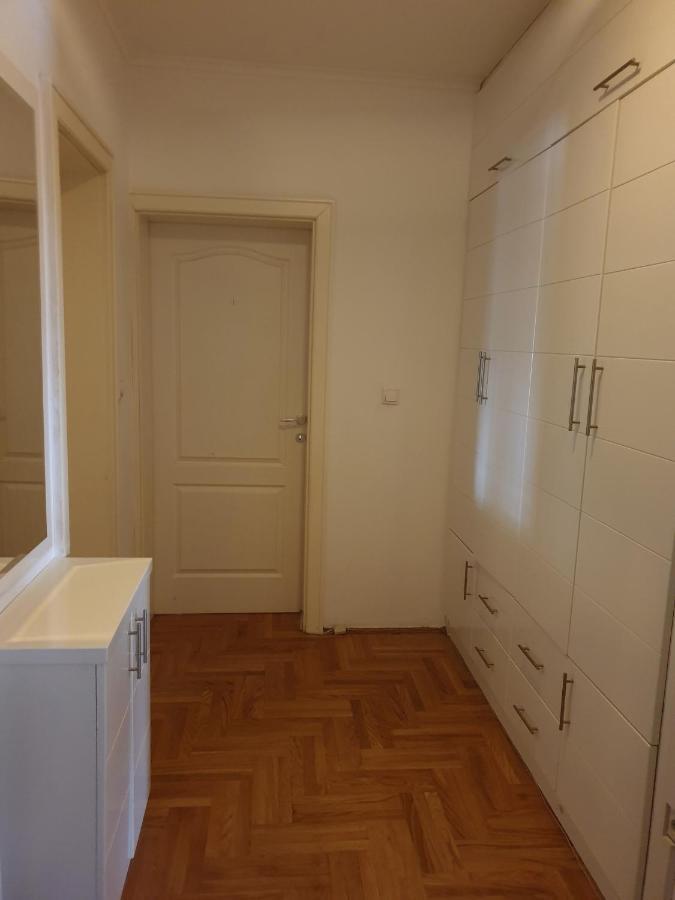 Apartman Mirage Sremska Mitrovica Luaran gambar
